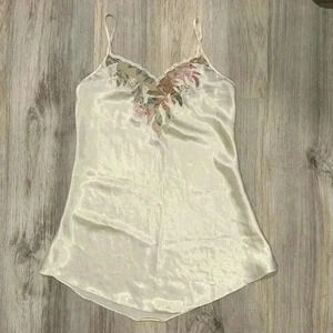 Vintage Val Mode Lingerie Ivory Satin Floral Sleeveless Slip Chemise Size L